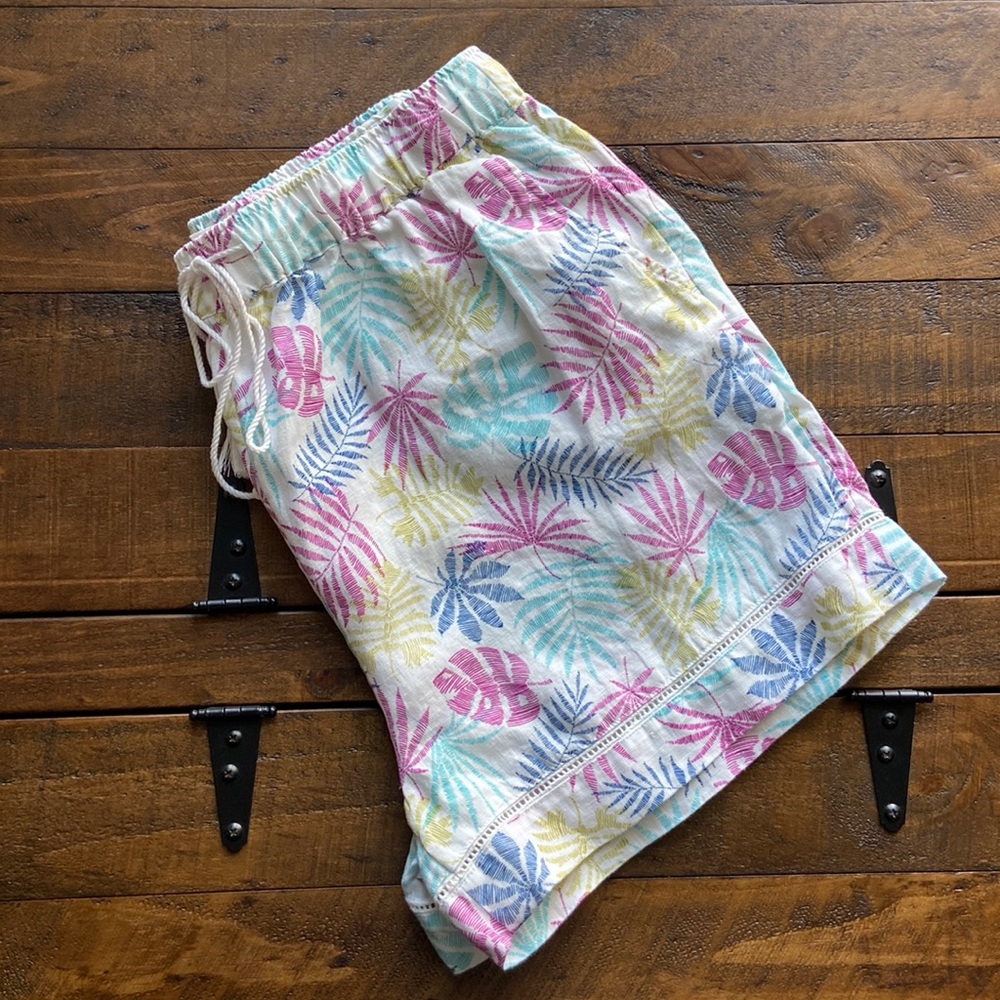 C&C California Linen Shorts Size L #134